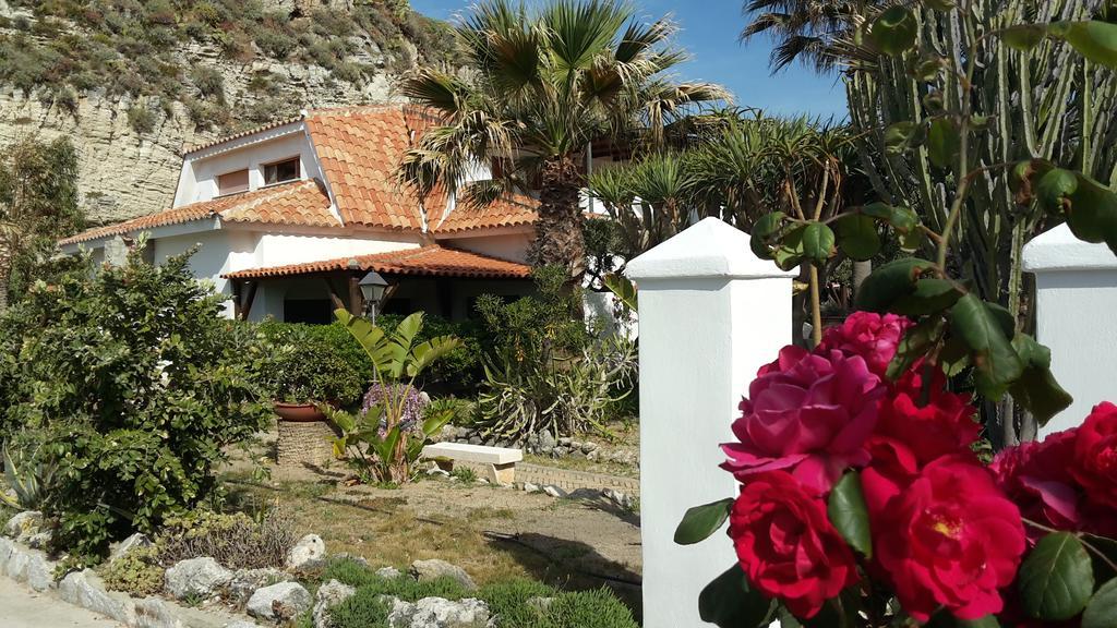 Le Roccette Mare Beach Hotel & Restaurant Тропея Экстерьер фото