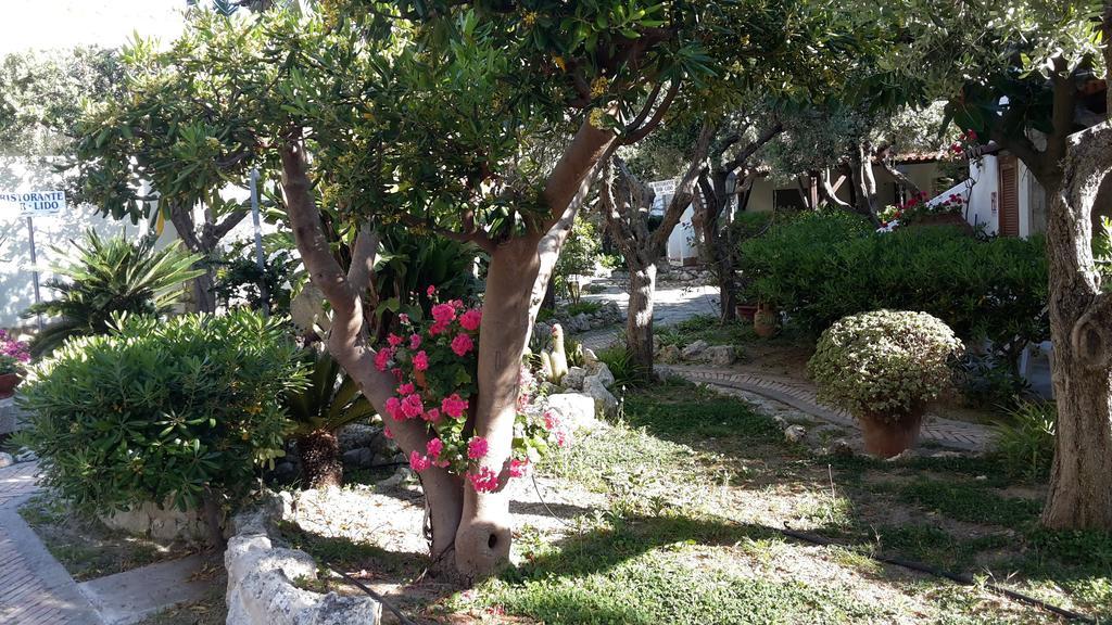 Le Roccette Mare Beach Hotel & Restaurant Тропея Экстерьер фото