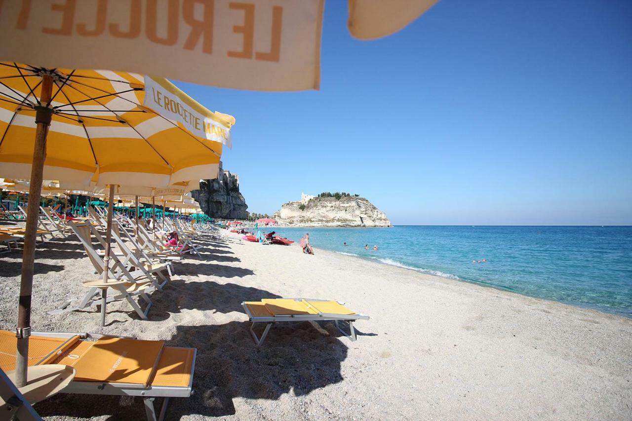 Le Roccette Mare Beach Hotel & Restaurant Тропея Экстерьер фото
